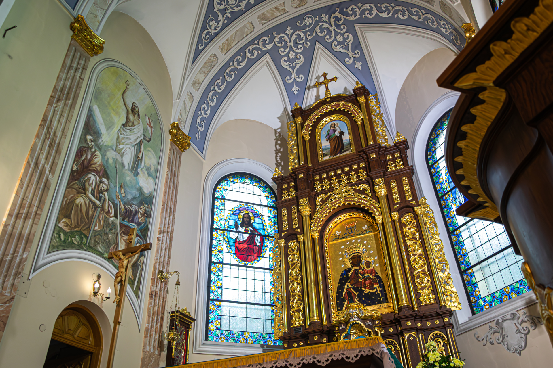 kosciolsrodek (10)