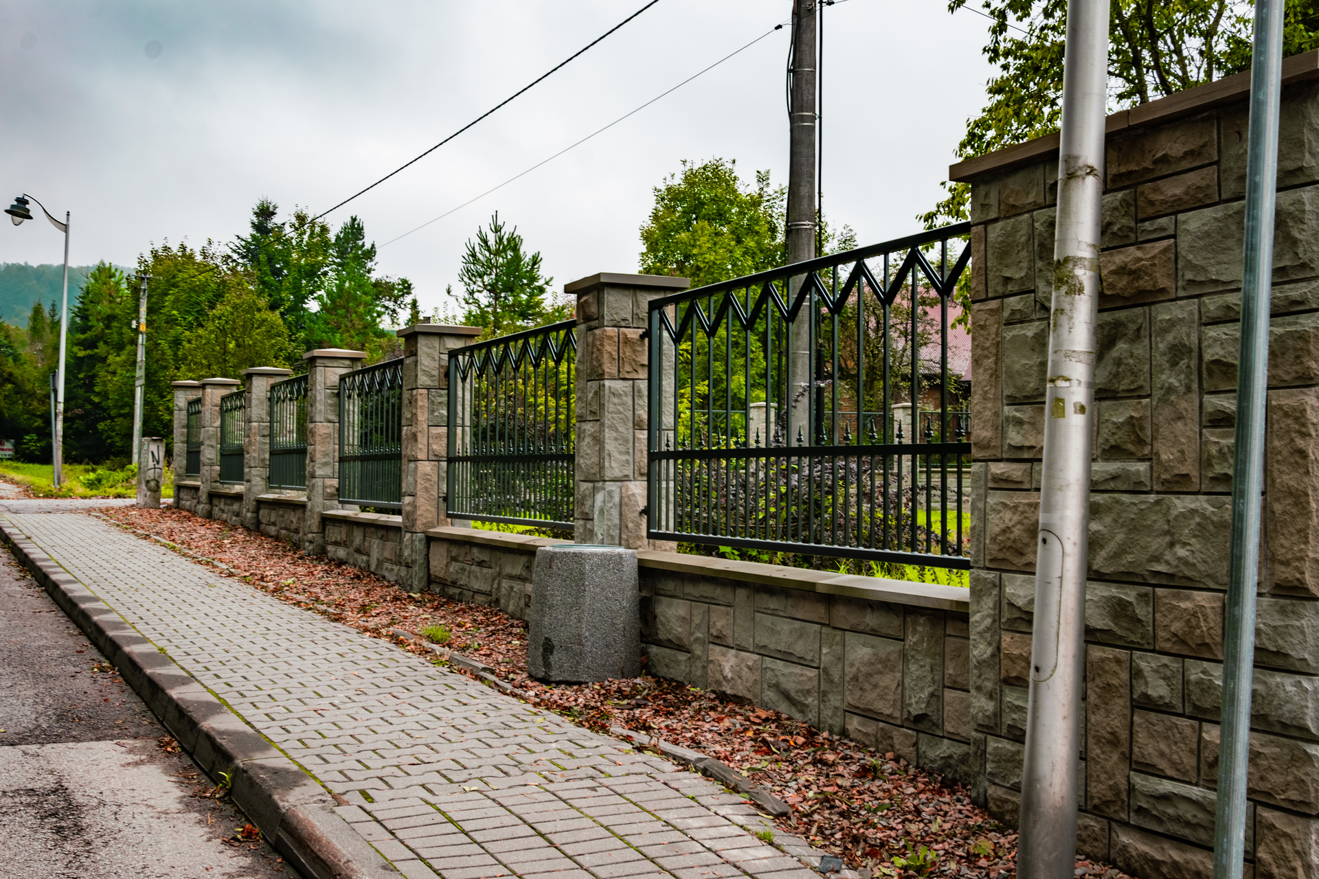 kosciolzewnatrzdzien (57)