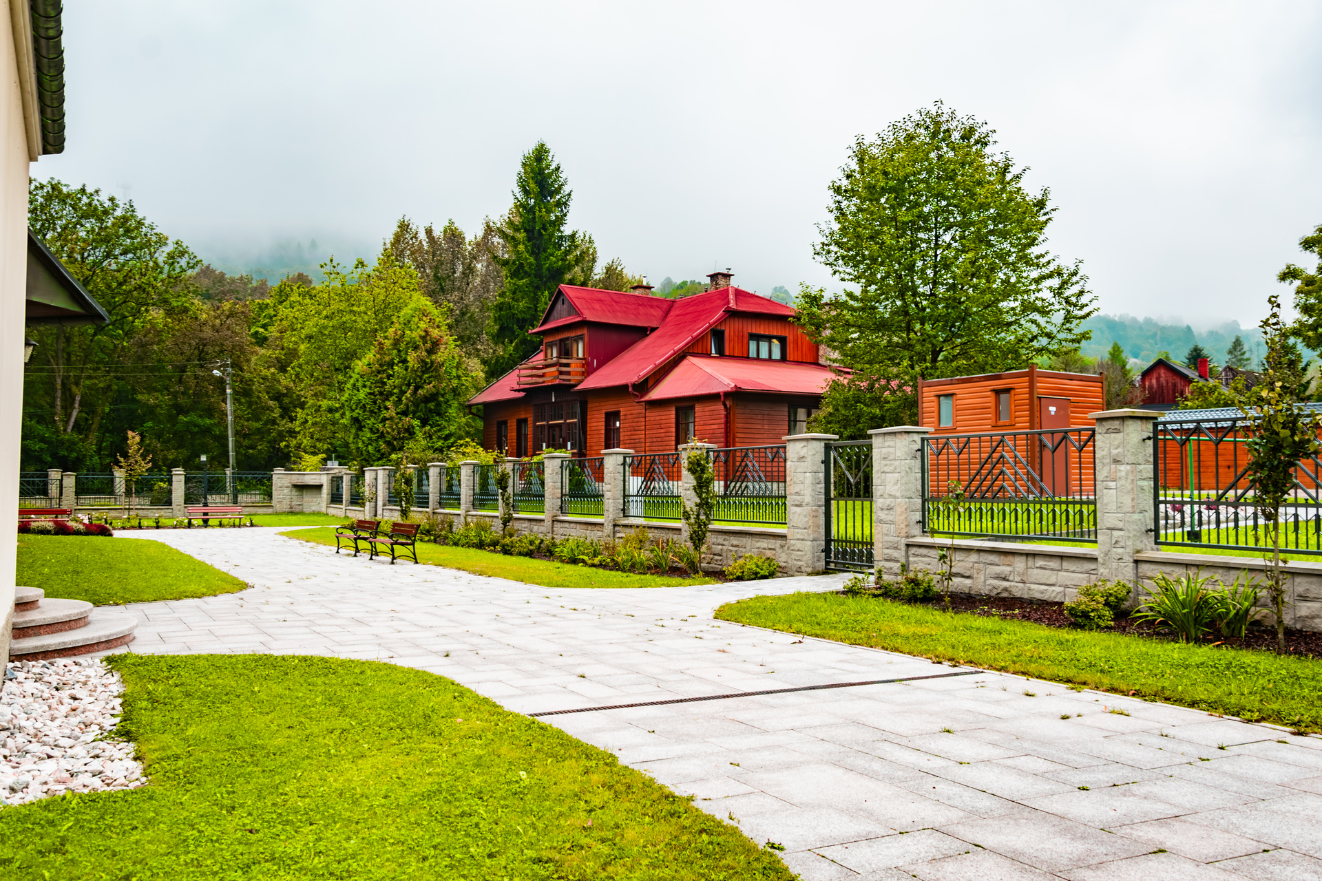kosciolzewnatrzdzien (45)