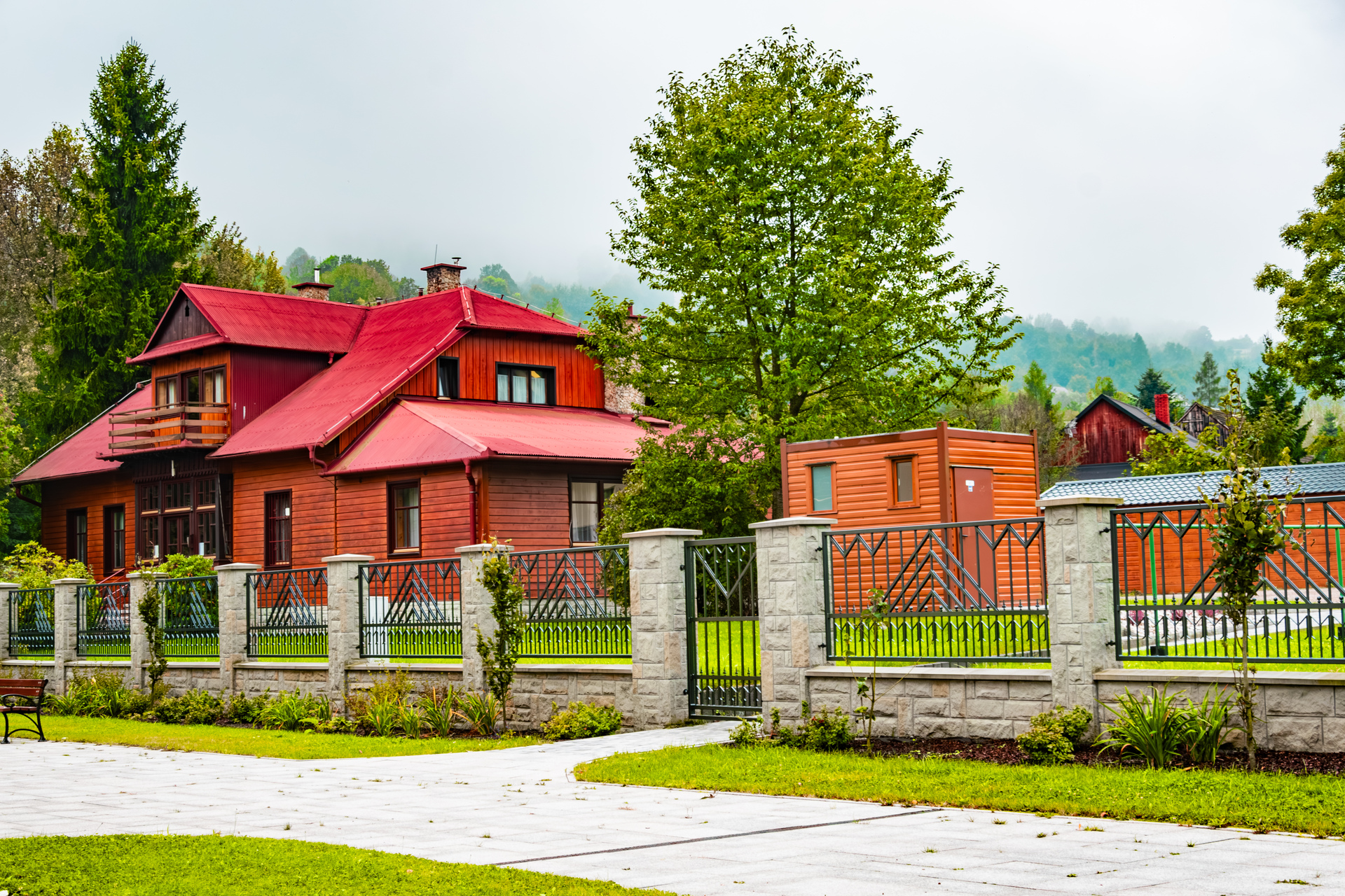 kosciolzewnatrzdzien (44)