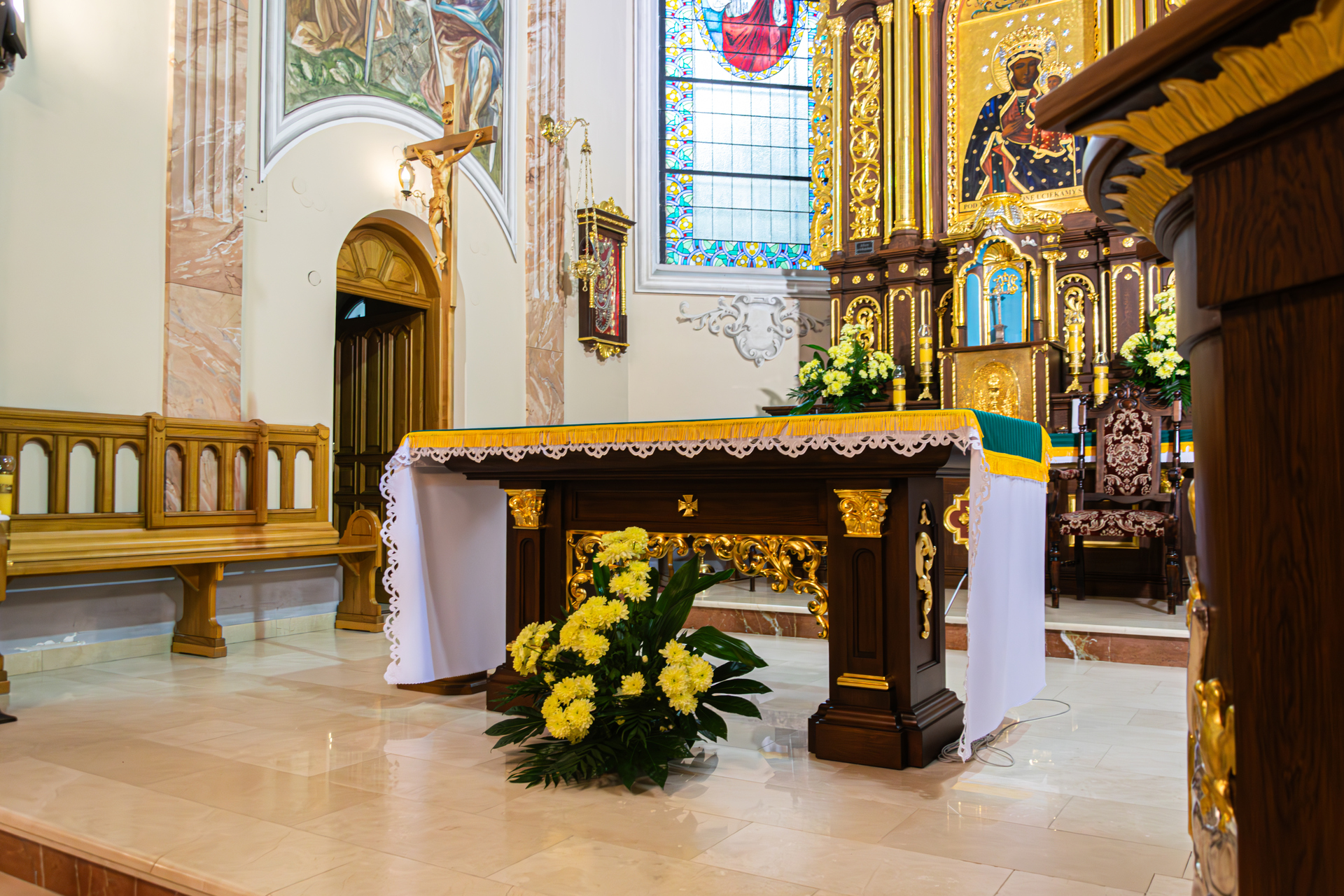 kosciolsrodek (4)